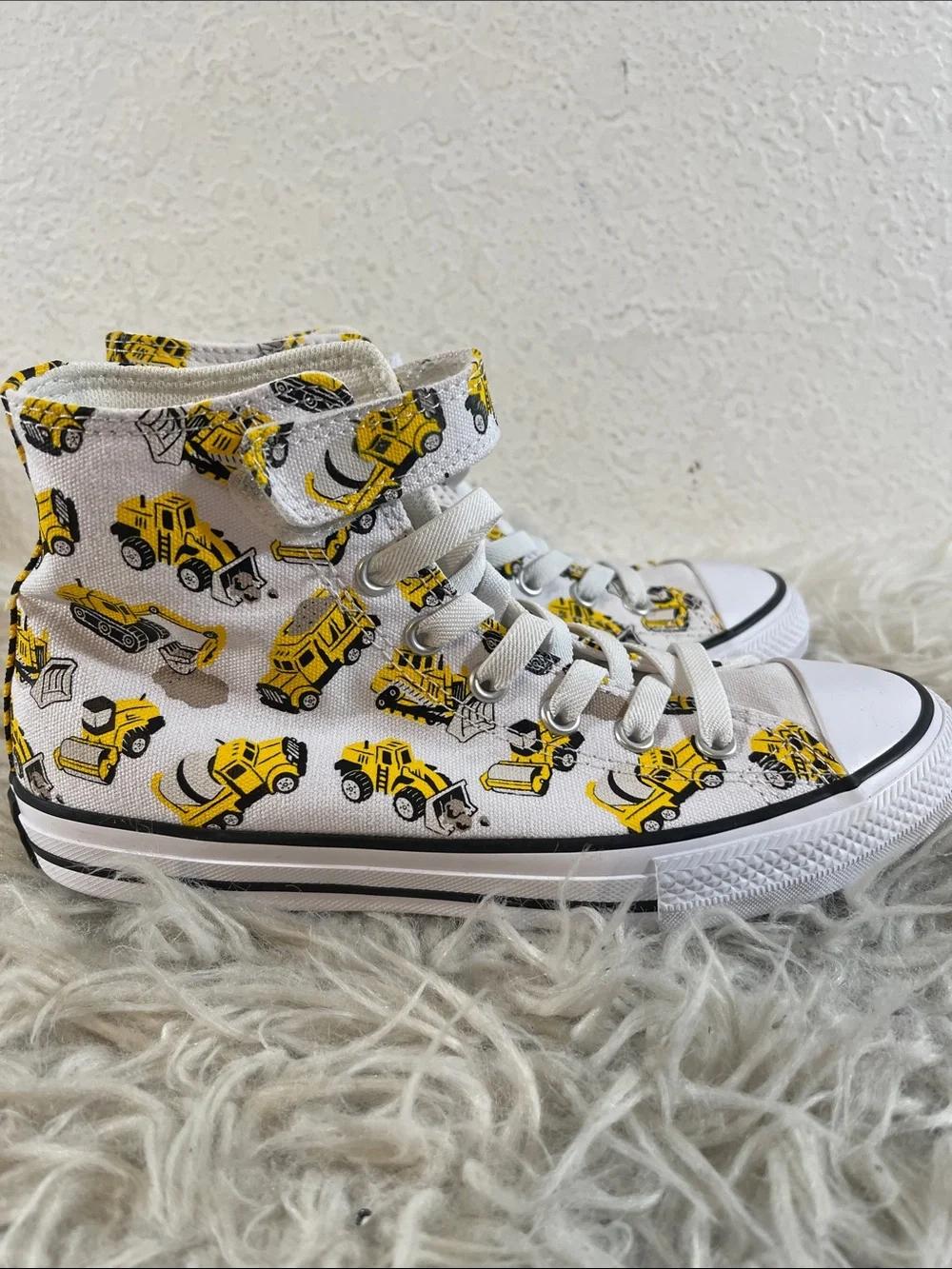 Converse Chuck Taylor All Star EasyOn High PS 'Construction Truck' Size 3 NEW
